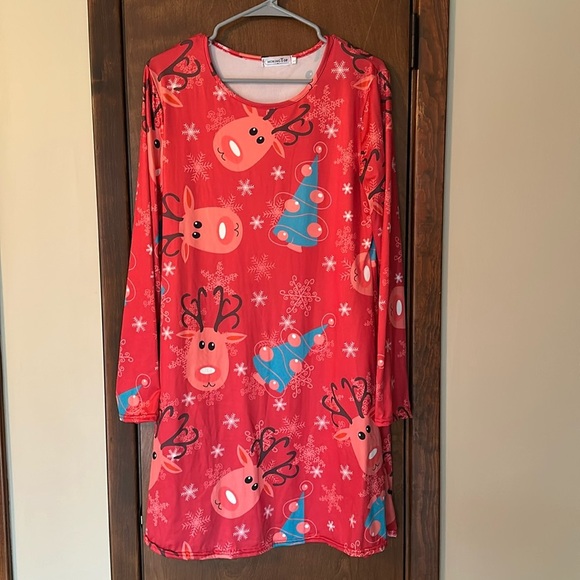 Red reindeer snowflake long sleeve Christmas dress - size large - Picture 1 of 3